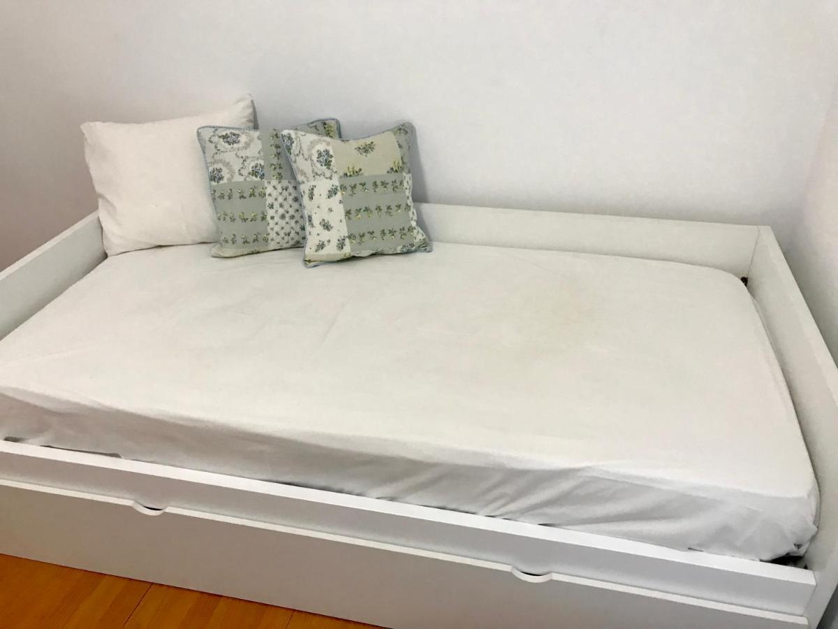 Apartment Sublime Gray Bedroom Lisbon